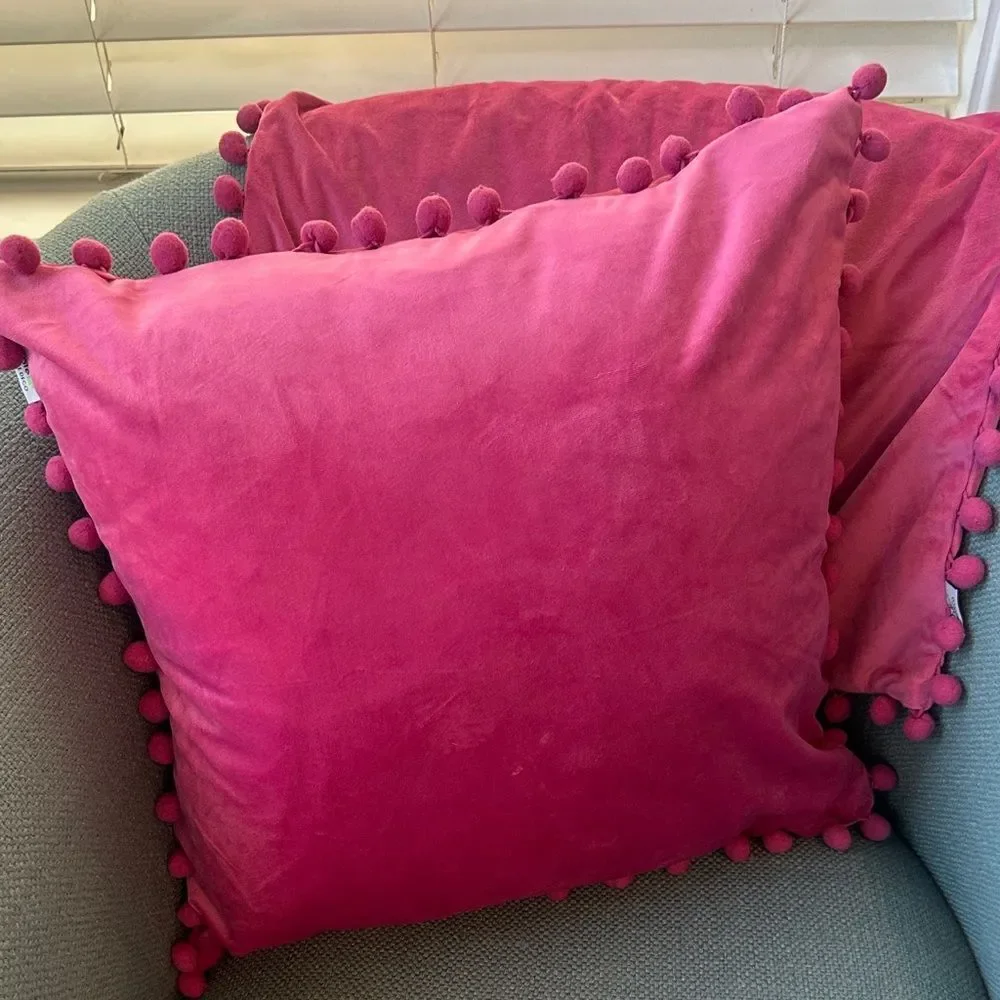 Ashle Homedeco 2 Pink Pom Pom Pillow Cover Set 18”x18”